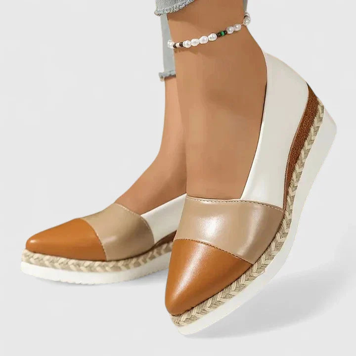 Liv | Shiny Loafers