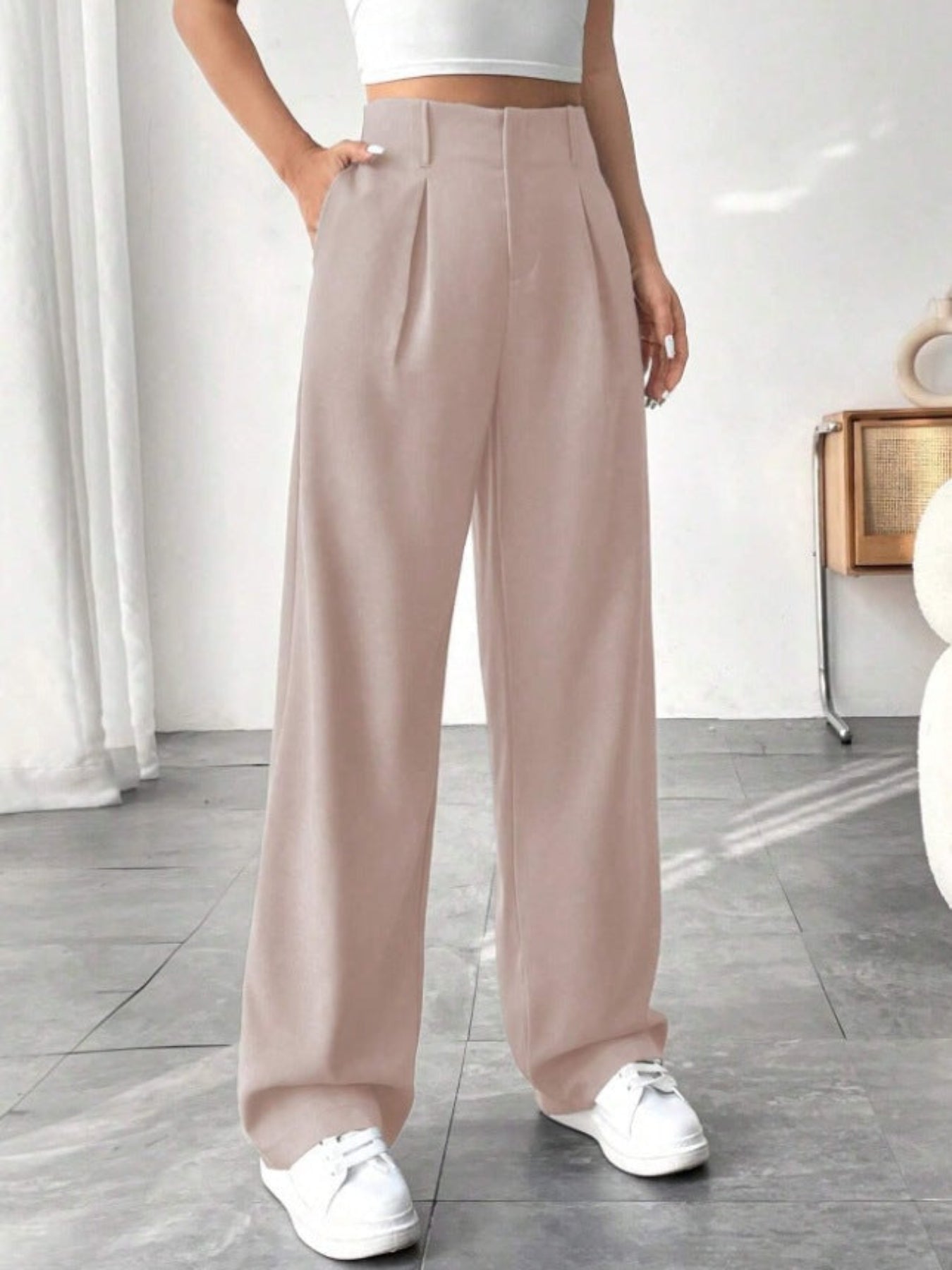 Belle | Elegant Pleated Wide-Leg Office Trouser