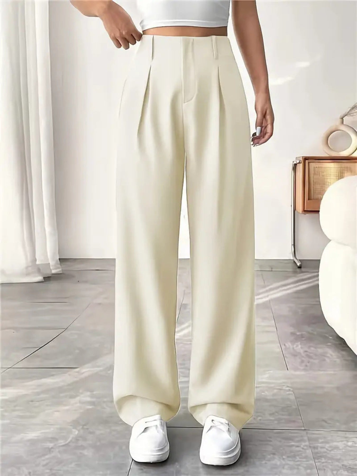 Belle | Elegant Pleated Wide-Leg Office Trouser