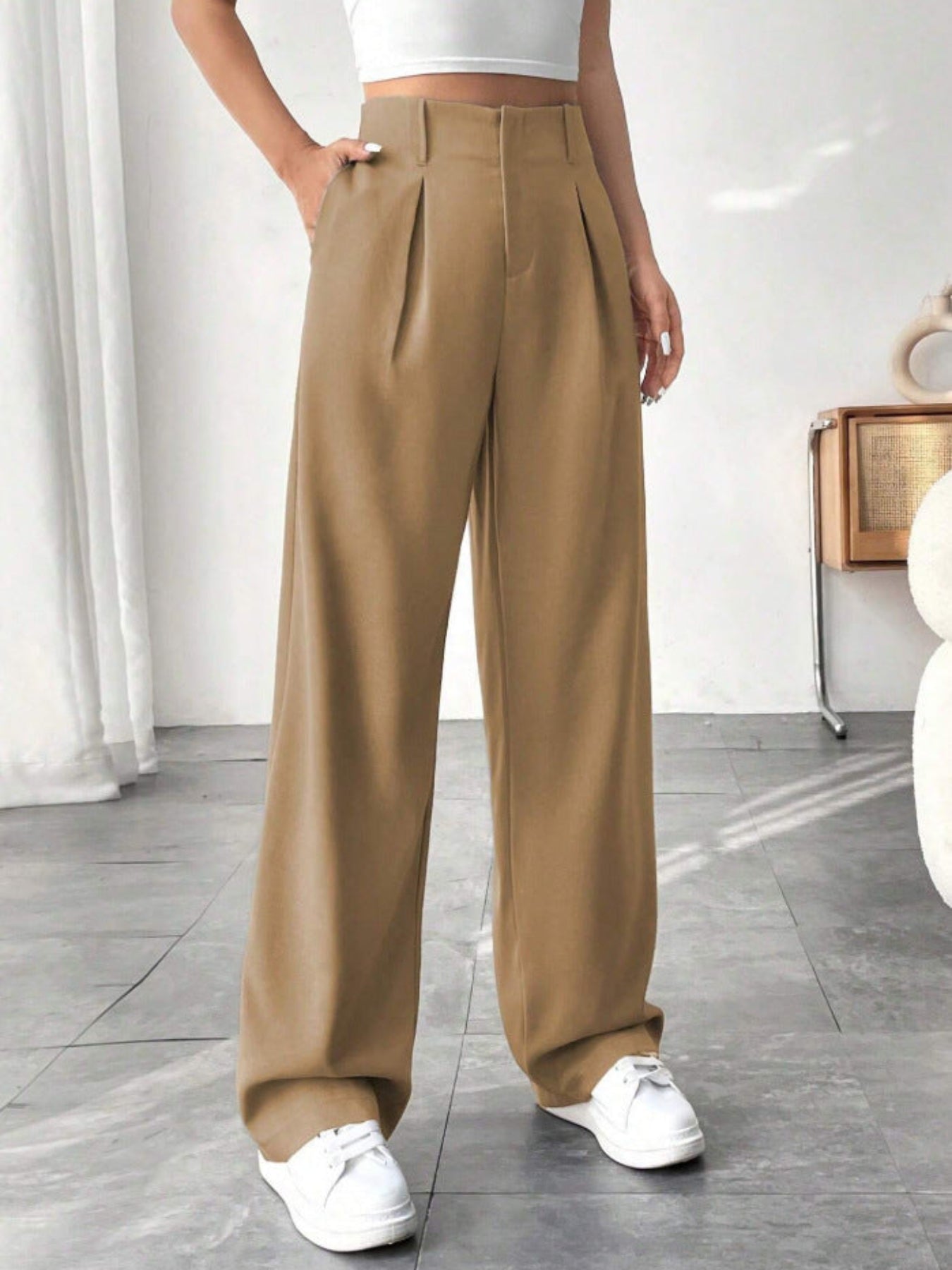 Belle | Elegant Pleated Wide-Leg Office Trouser
