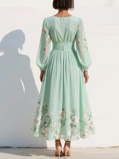 Mathilda - Elegant Floral Midi Dress